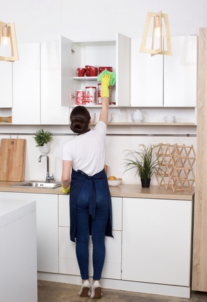 「暑い日こそ、家の中でお片付けしましょう！」の画像